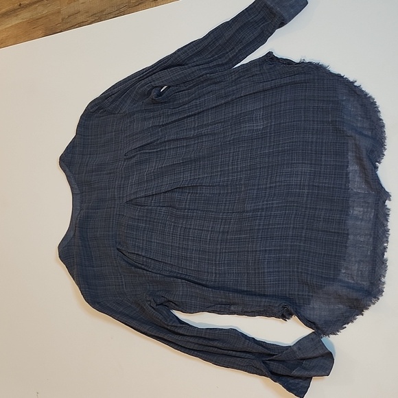 Free Peaple Women's Blue Plaid Button-Up Top - Picture 8 of 9